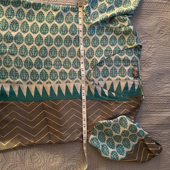 CHAI RANI SILK TOP - Picture 4 of 5